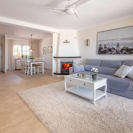 Casa Vagi - 99 Vakantiehuis Nerja